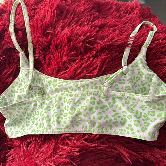 Green leopard print swimsuit top - Picture 2 of 2